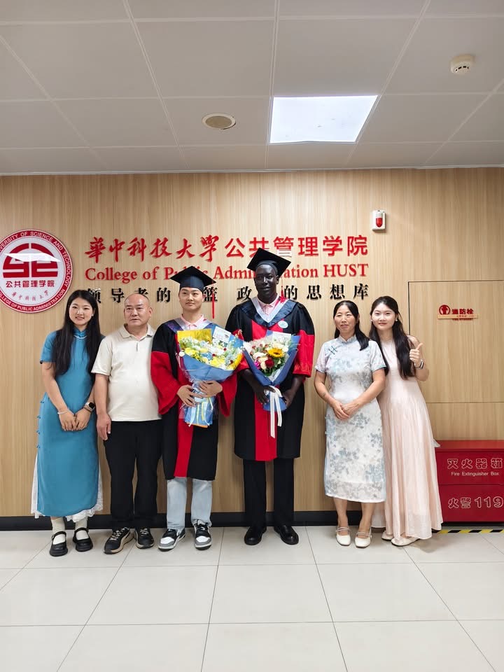 Dr. Bek Dhuorjang Chol Earns PhD in Public Administration from Chinese University